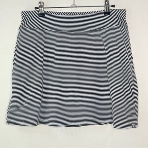 Title Nine Striped Poly Spandex Blend Buttah Skort Small #CC